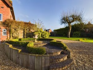 Side garden- click for photo gallery